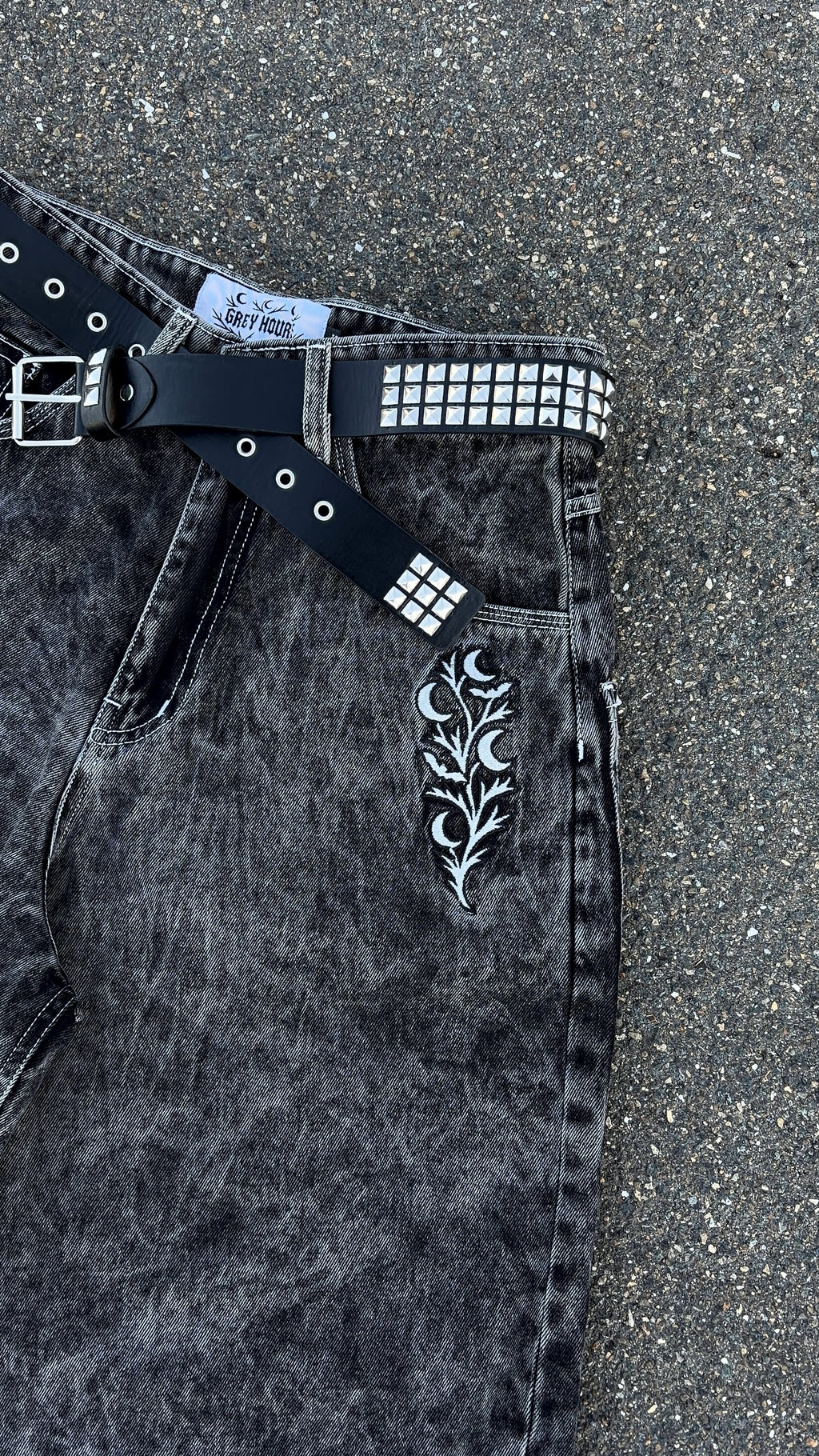 "V2" Black Jorts