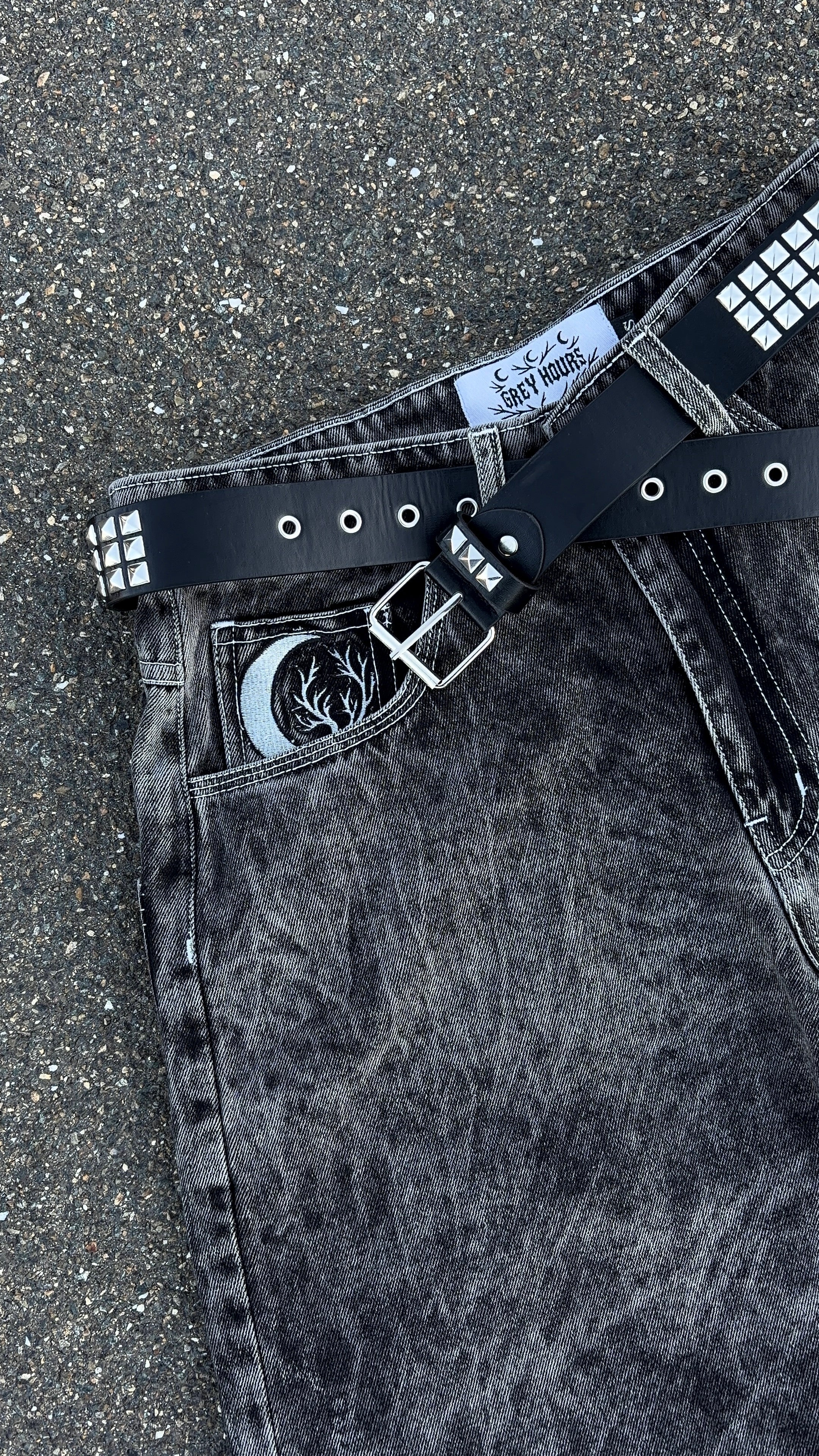 "V2" Black Jorts